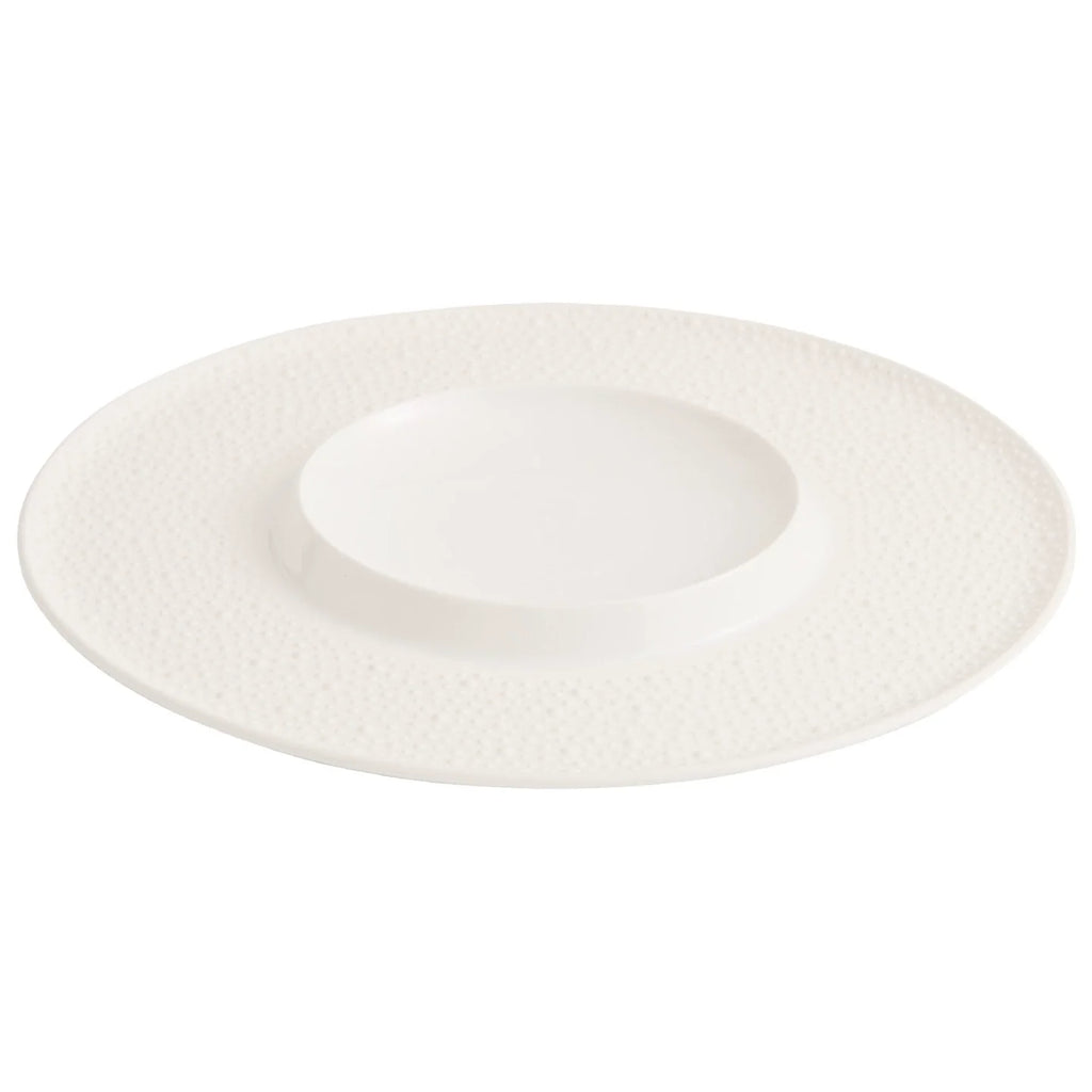 Assiette Porcelaine Bord Texturé & Coupe Intérieure – Table Gastronomique & Hôtel