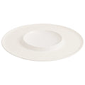 Assiette Porcelaine Bord Texturé & Coupe Intérieure – Table Gastronomique & Hôtel