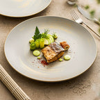 Assiette Céramique Maté & Dorure Artisanale – Élégance Contemporaine pour Table Raffinée