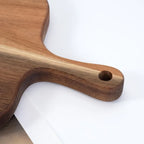 Planche à découper en bois massif avec poignée - Plateau de service artisanal