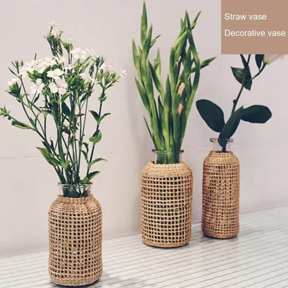 Vase en Paille Tressée et Verre – Design Japonais Artisanal pour Décoration Intérieure