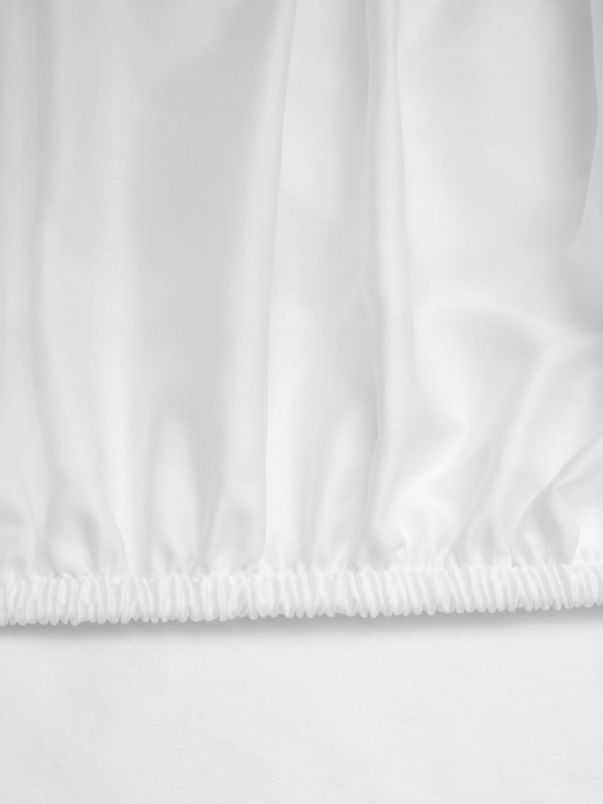 Drap Housse Satin 140x200 cm – Coton Doux & Élégant