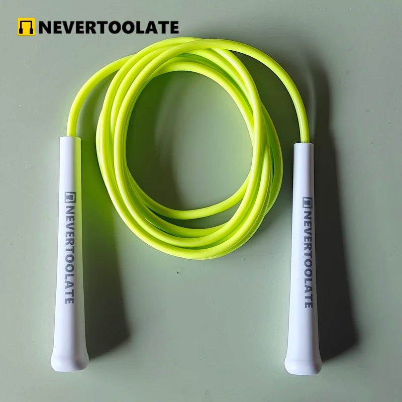 Corde à Sauter Fitness NEVERTOOLATE - Poignée Mi-Longue PVC 2.8m