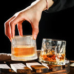 Verre à Whisky Rotatif 200ml avec Base en Bois - Design Vintage Élégant