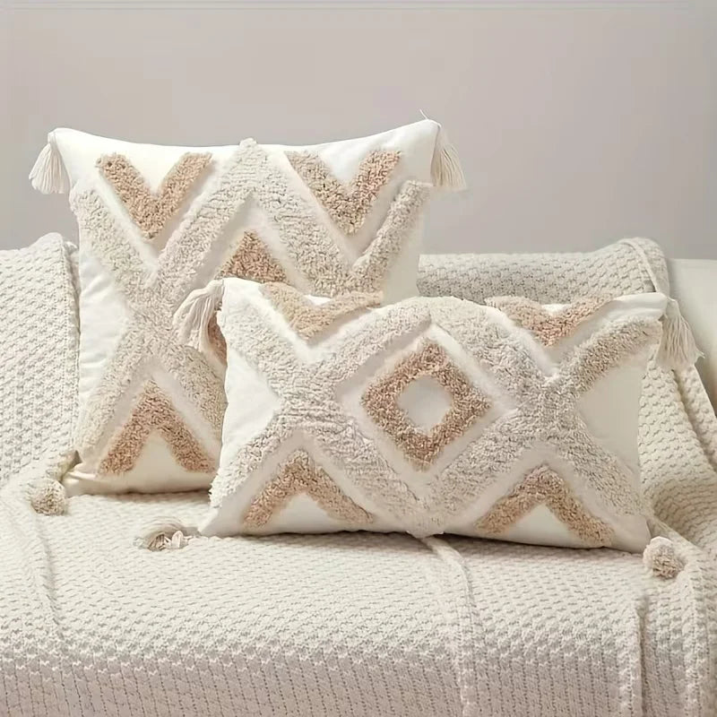 Housse de Coussin Bohème avec Pompons - Style Nordique Géométrique en Peluche