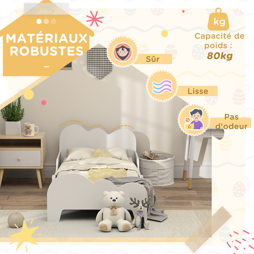 Lit enfant lit au sol enfant 70x140 cm avec barrière de sécurité, sommier à lattes inclus et décorations de nuage, blanc