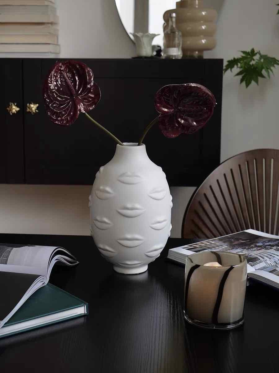 Vase Lèvres en Céramique – Décoration Moderne Sculptural