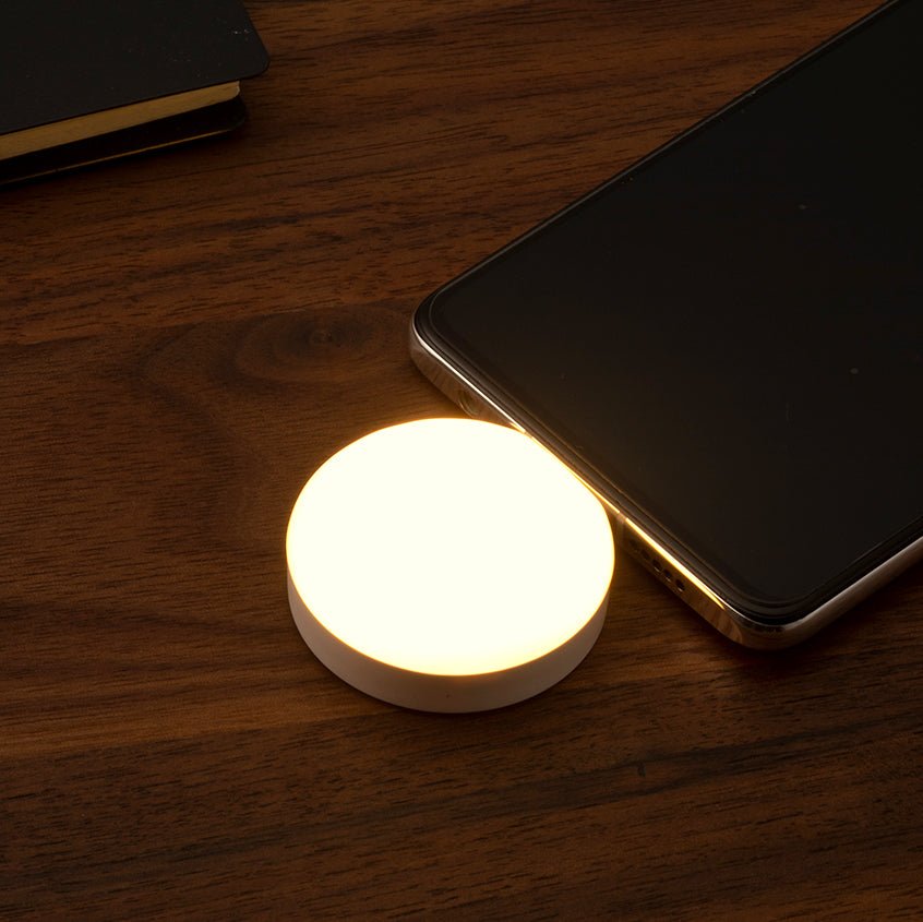 Veilleuse USB Portable Smartphone – Capteur de Mouvement, Lumière Douce 3000K